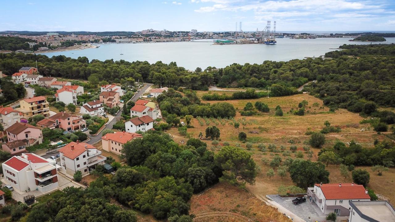 Luxury Apartments Lotus&Lovor Pula Exterior photo