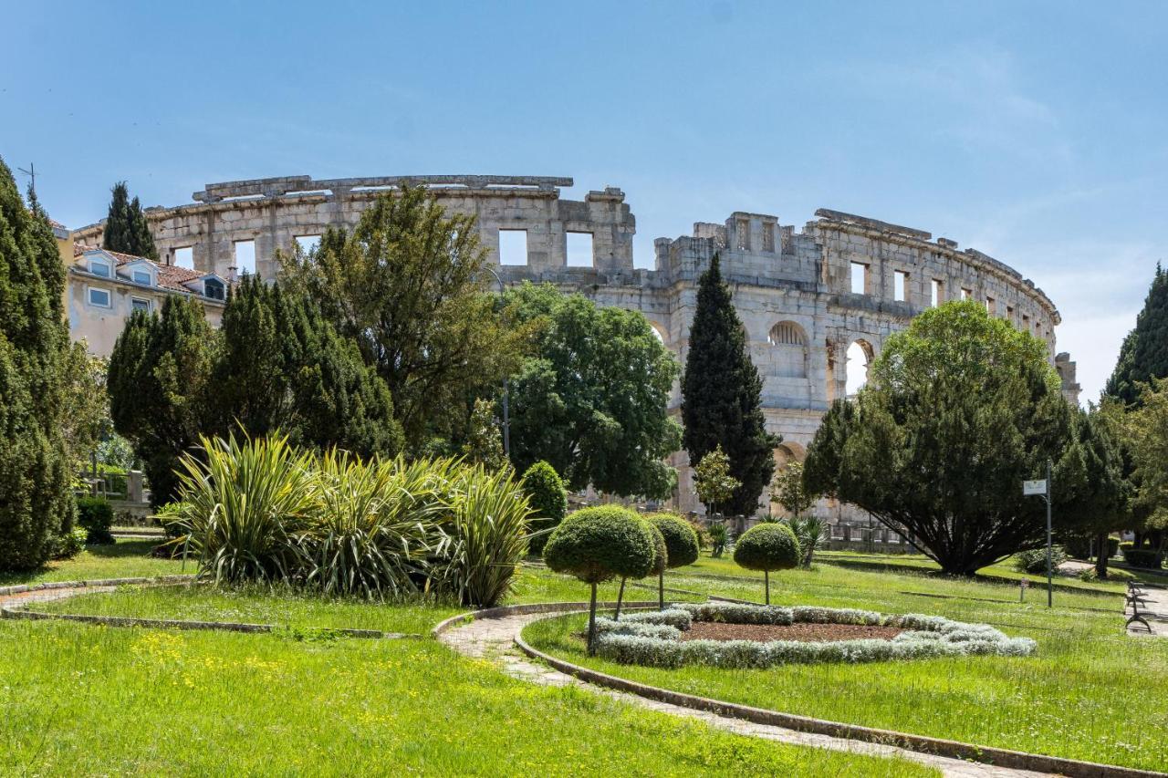 Luxury Apartments Lotus&Lovor Pula Exterior photo